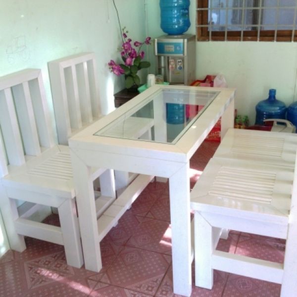 BÀN TIẾP KHÁCH
